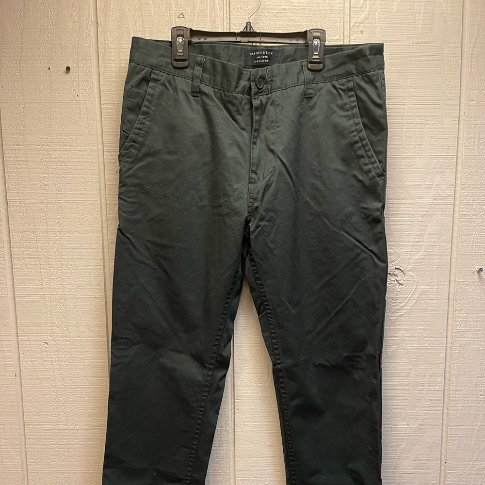 Men’s Dark Green Chinos